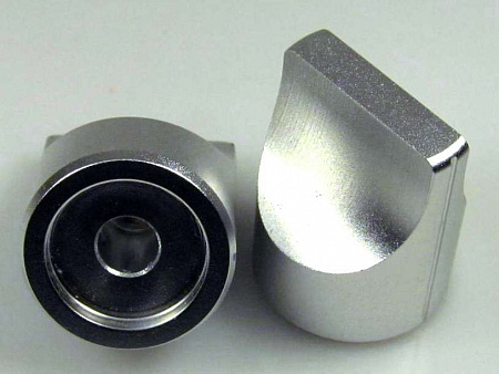 Ручка M22*28 серебро клювик